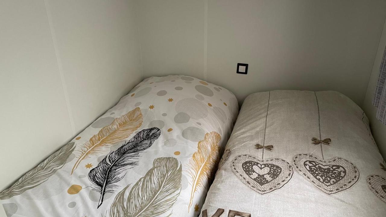 Bungalow Les Ruffes Du Salagou Clermont-lʼHérault エクステリア 写真